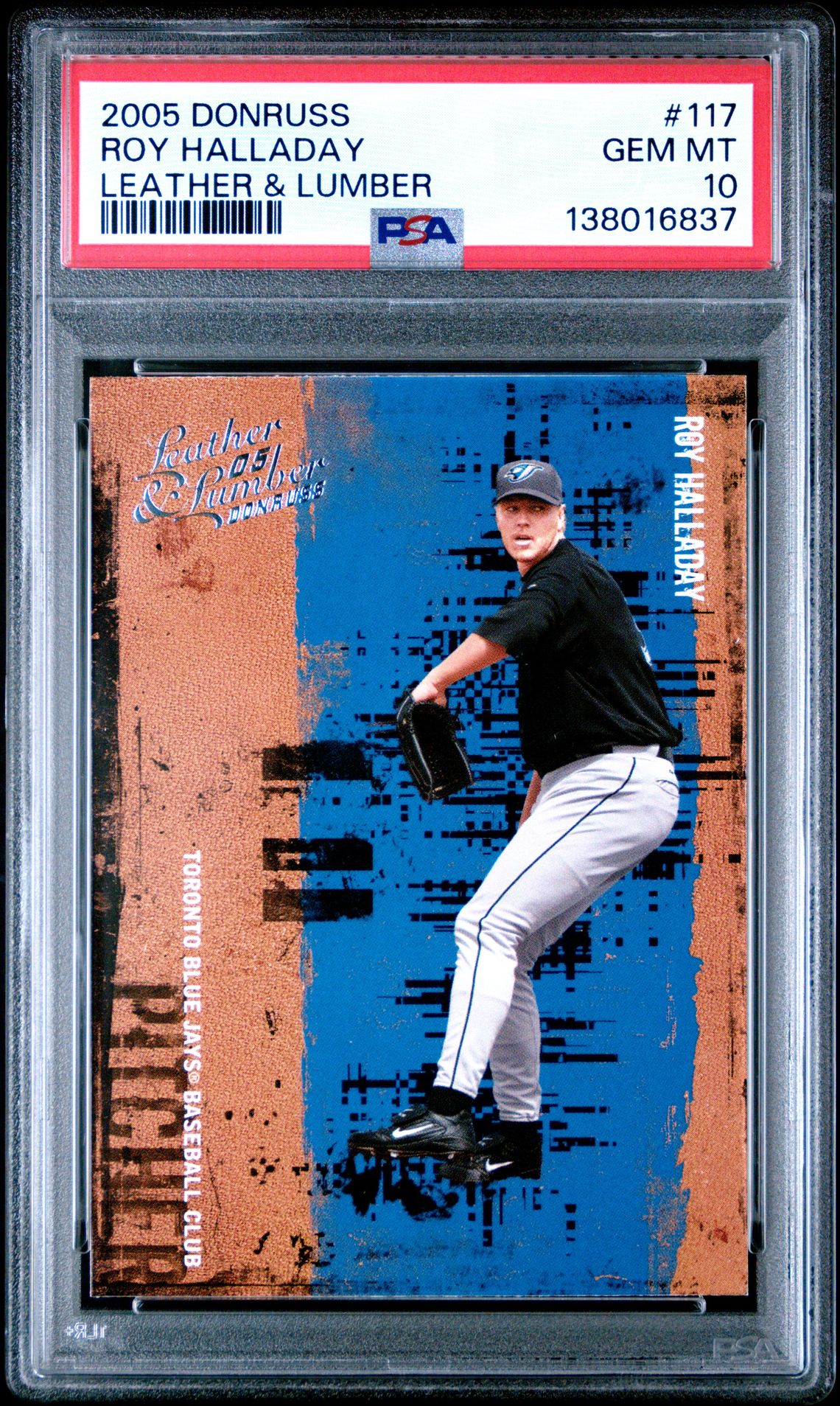 2005 Donruss DONRUSS LEATHER & LUMBER #117 Roy Halladay front
