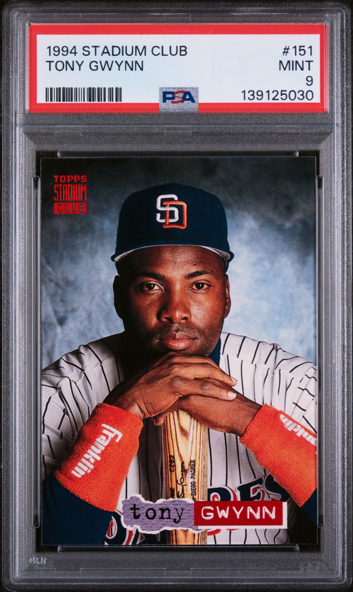 1994 Topps STADIUM CLUB #151 Tony Gwynn front