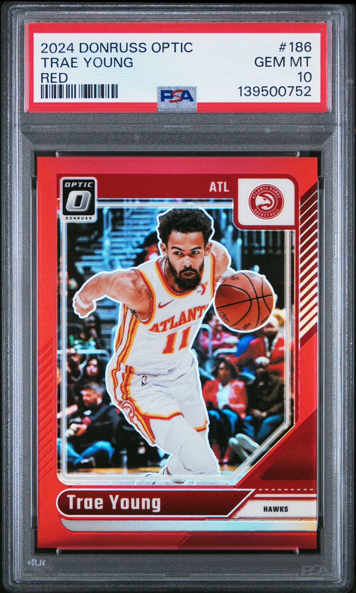 2024 Panini PANINI DONRUSS OPTIC Red #186 Trae Young front