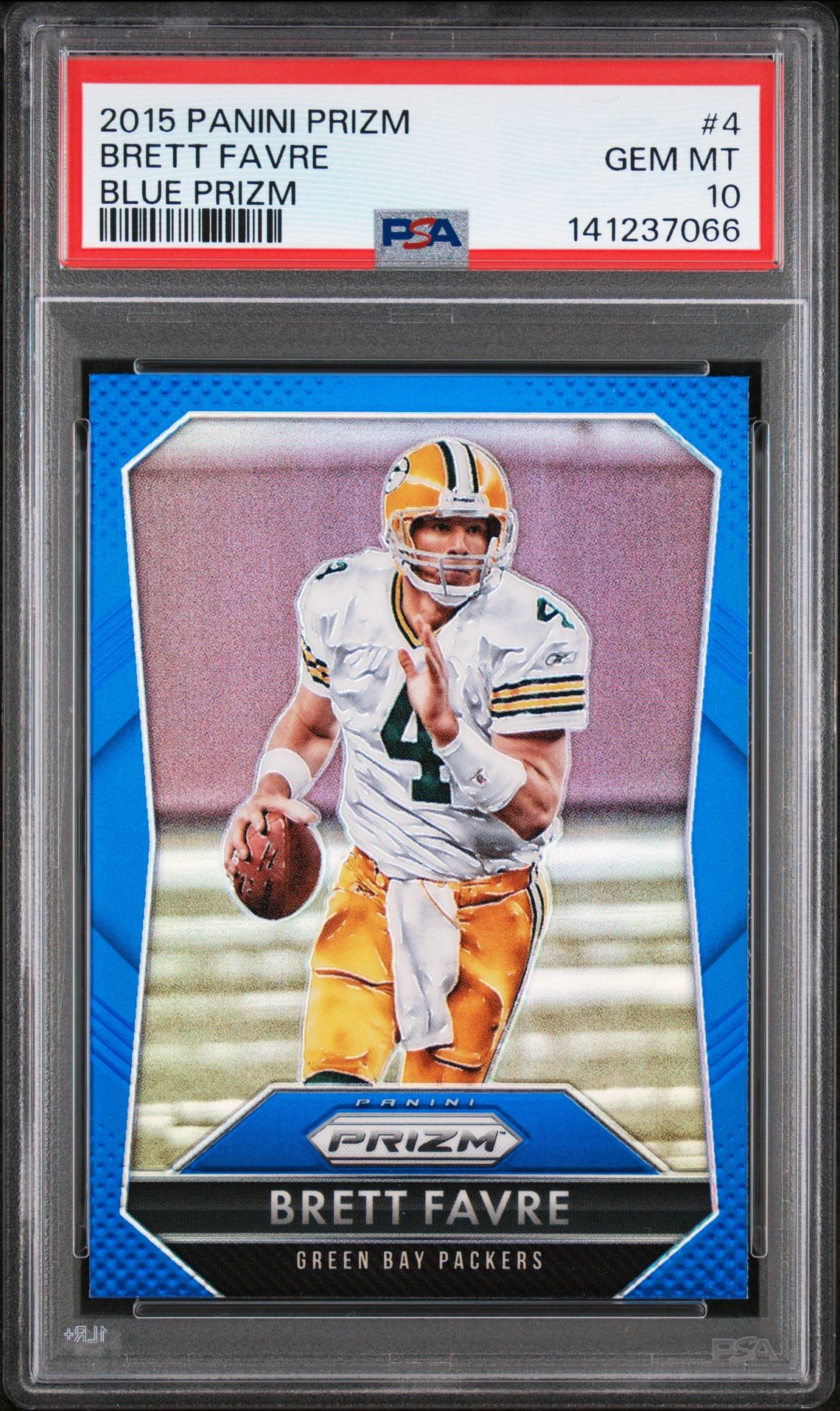 2015 Panini Prizm BLUE PRIZM #4 Brett Favre front