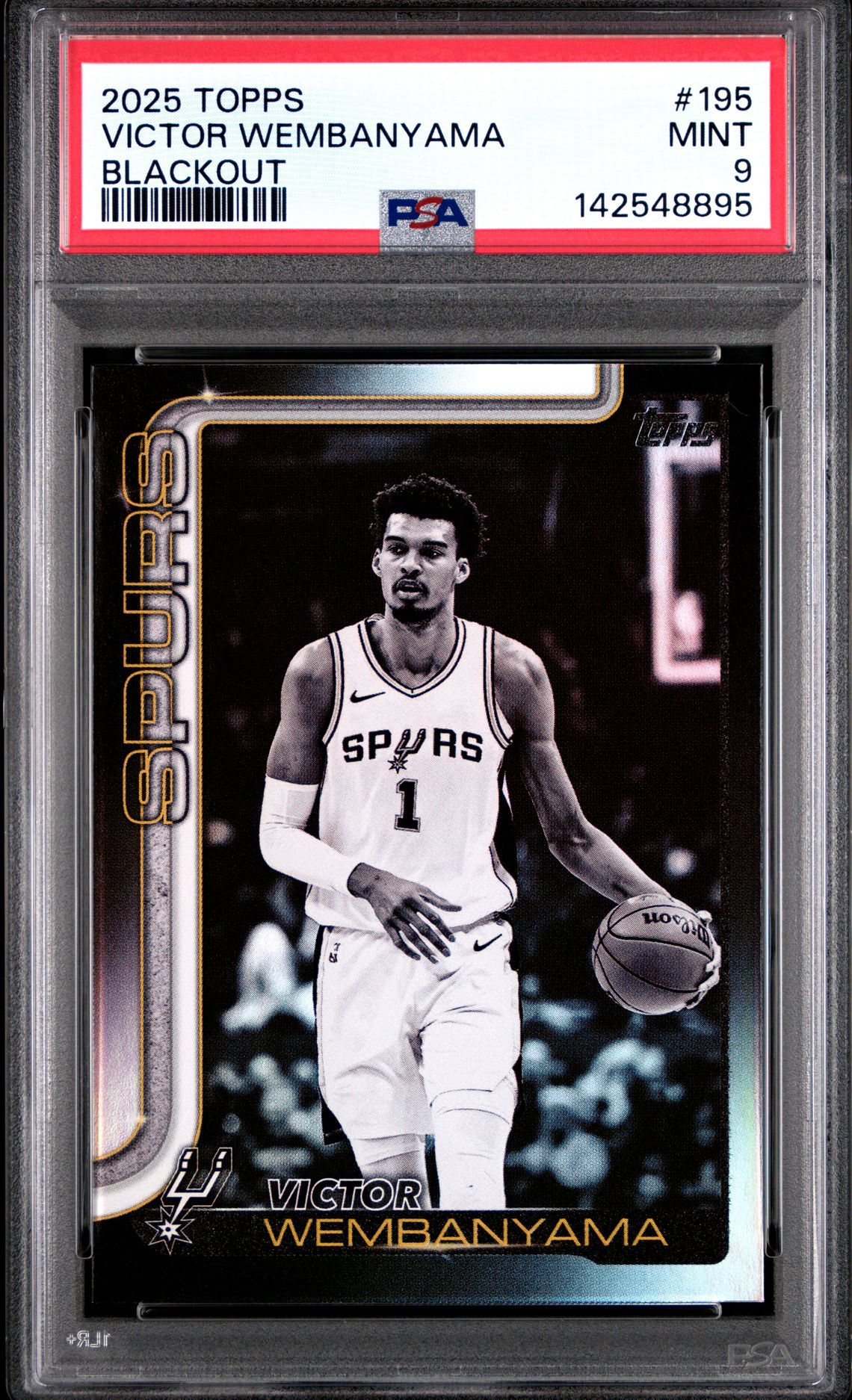 2025 Topps Victor Wembanyama #195 (Blackout) Mint 9 front