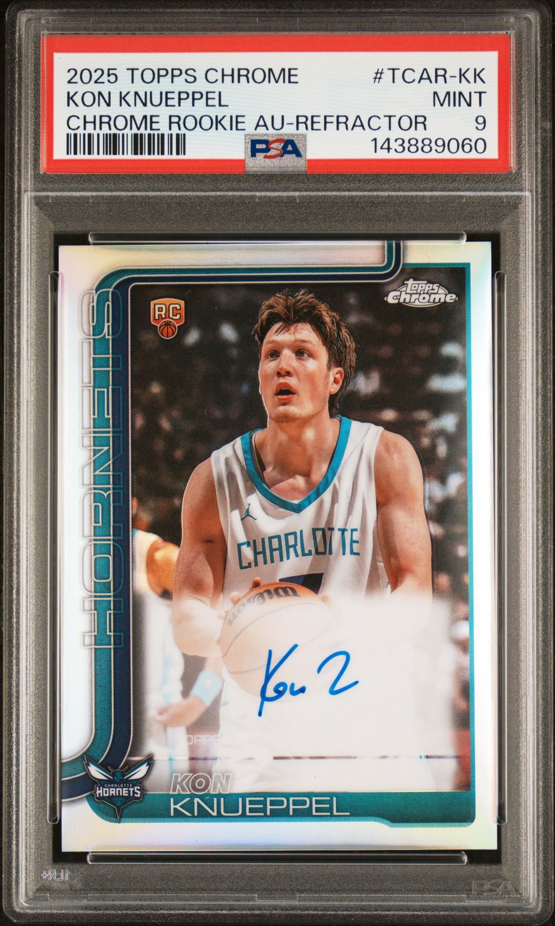 2025 Topps TOPPS CHROME CHROME ROOKIE AUTOGRAPHS Refractor #TCAR-KK Kon Knueppel front