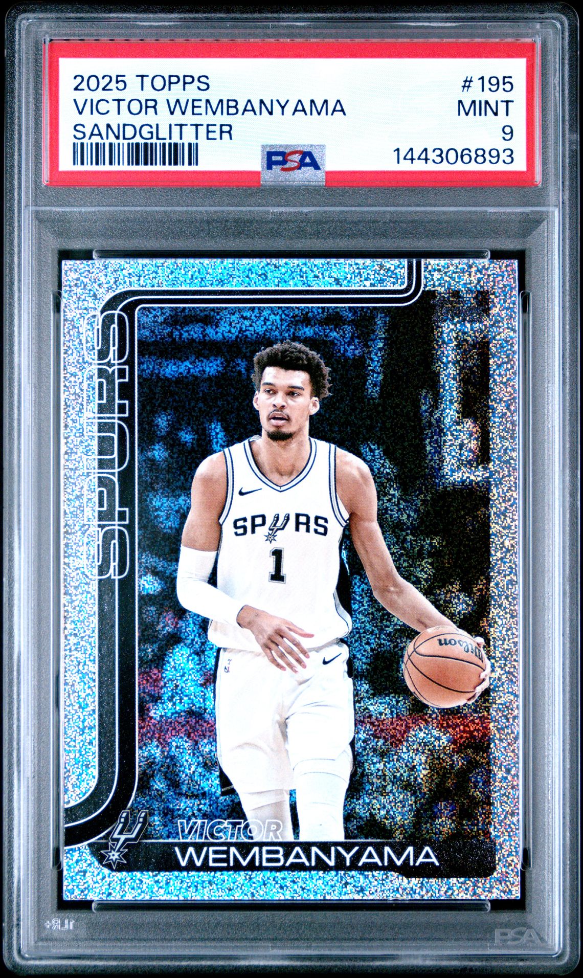 2025 Topps Victor Wembanyama #195 (Sandglitter) Mint 9 front