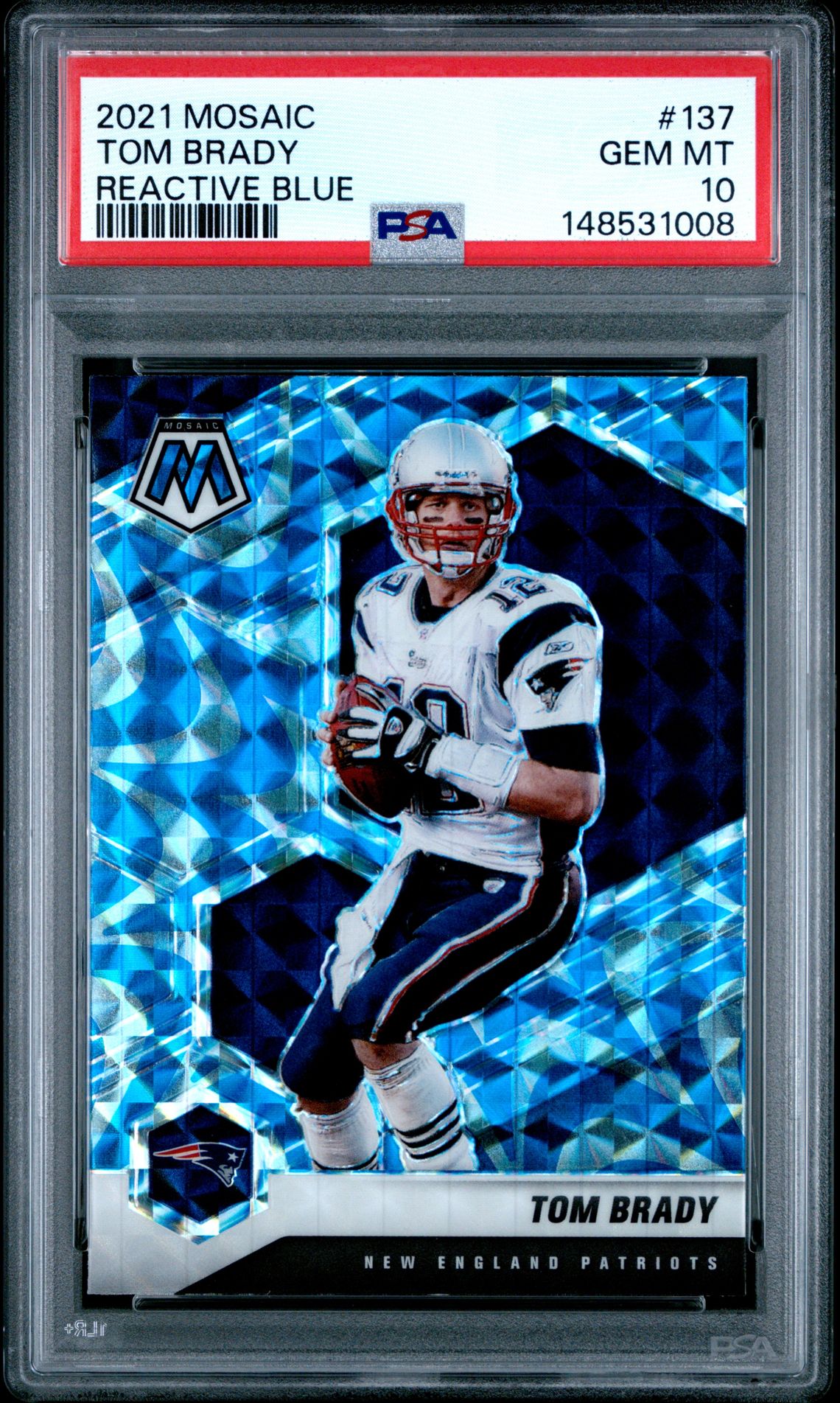 2021 Panini Mosaic REACTIVE BLUE #137 Tom Brady front