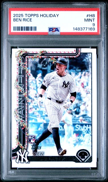 2025 Topps Topps Holiday #H8 Holiday front