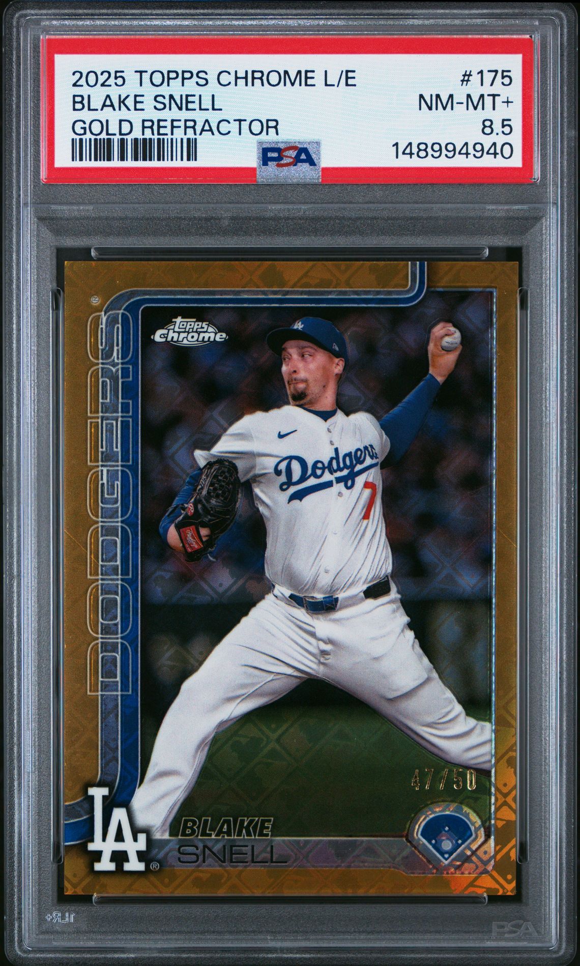 2025 Topps Chrome Logofractor Edition Blake Snell #175 (Gold Refractor) Nm-Mt+ 8.5 front