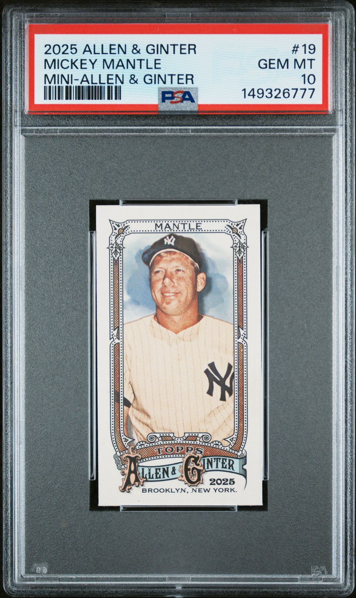 2025 Topps TOPPS ALLEN & GINTER MINI-ALLEN & GINTER #19 Mickey Mantle front