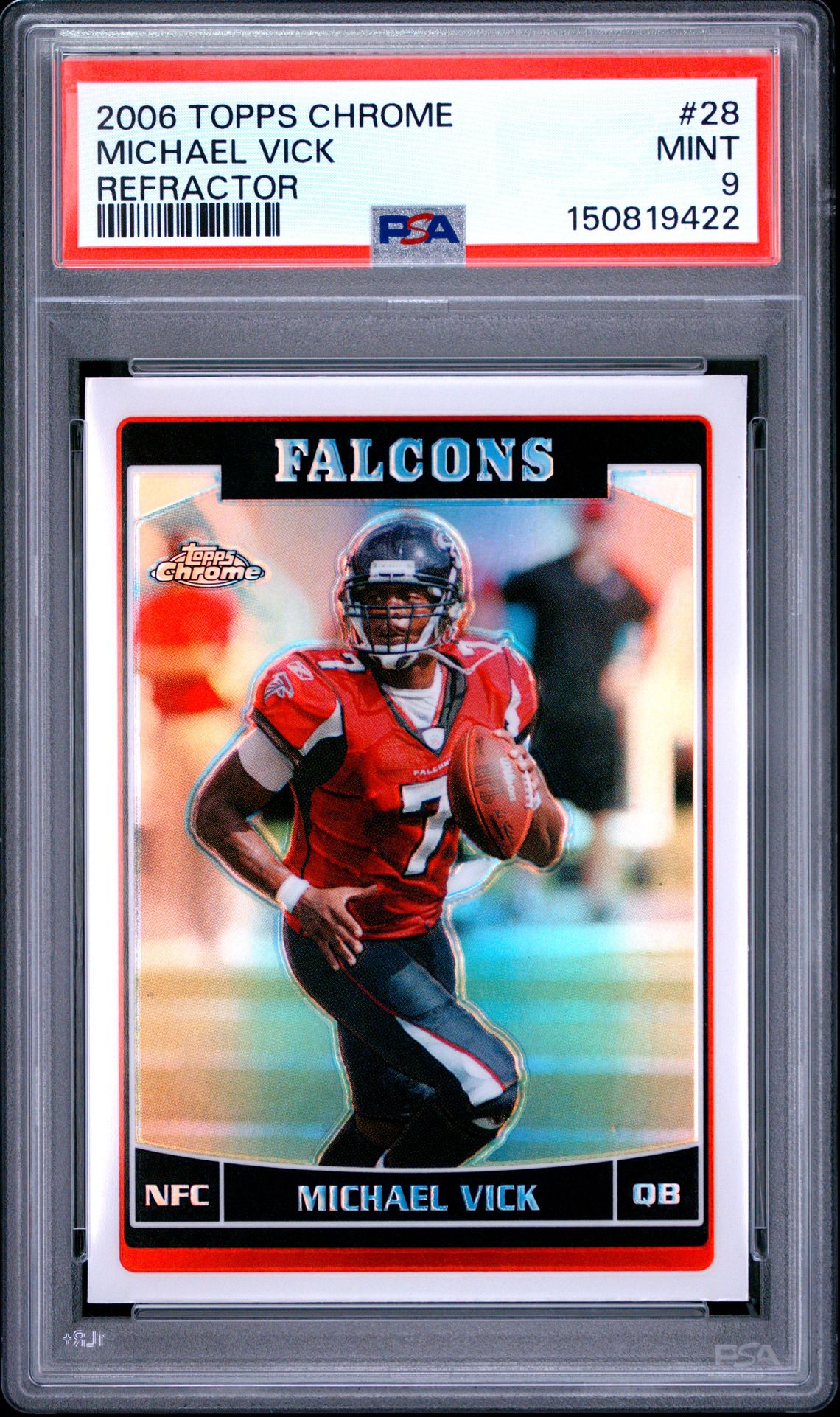 2006 Topps Chrome TOPPS CHROME REFRACTOR #28 Michael Vick front
