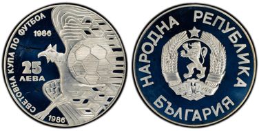 1986 25 Leva World Cup KM-156.1 Date Above Eagle PR67DCAM