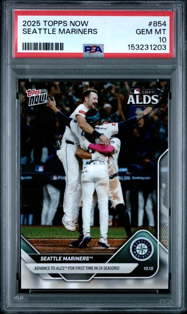 2025 Topps Topps Now #854 Alds Clinch Walk-Off front