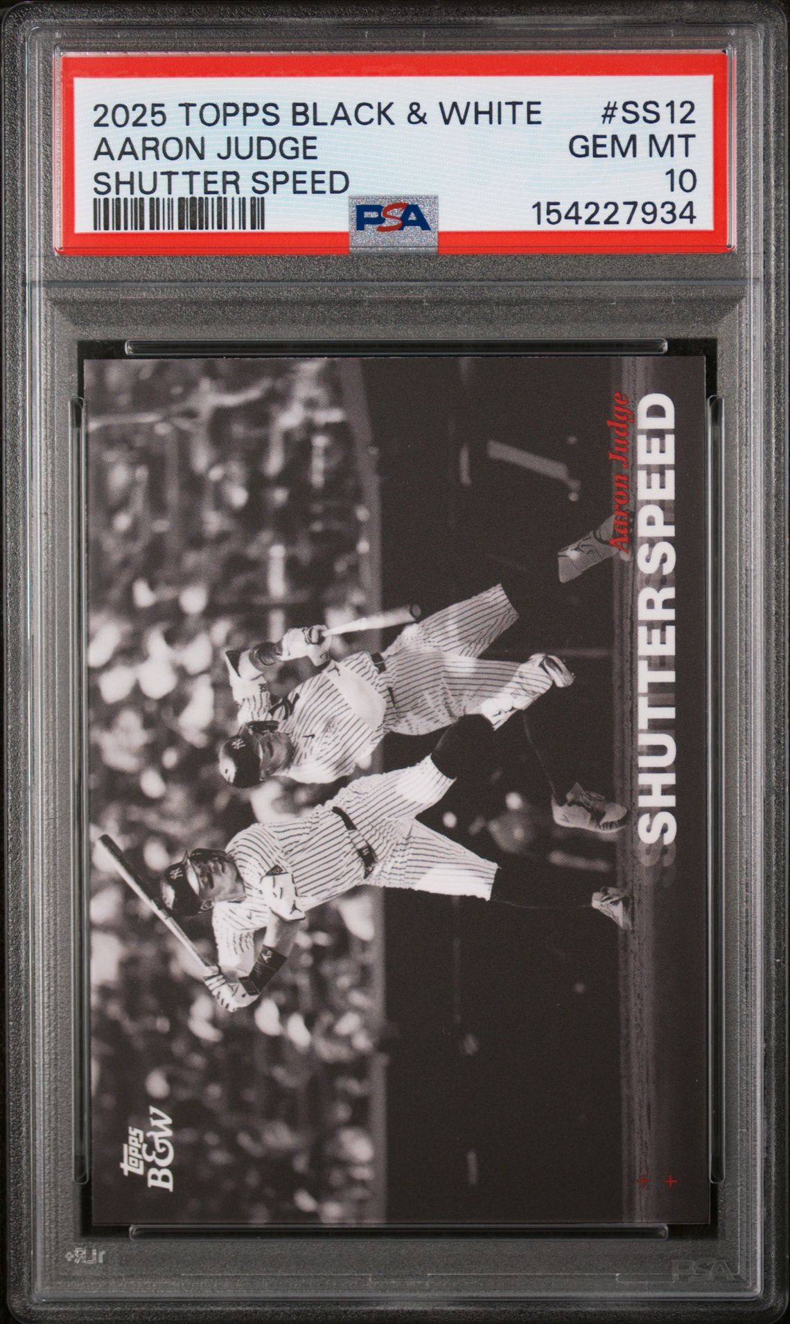 2025 Topps TOPPS BLACK AND WHITE SHUTTER SPEED #SS12 Aaron Judge front