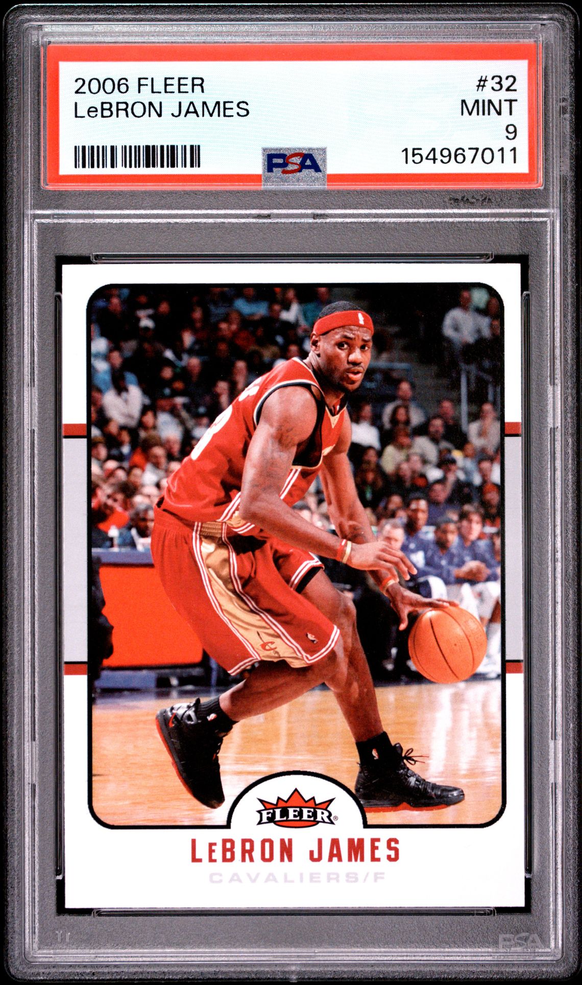 2006 Fleer Lebron James #32 Mint 9 front