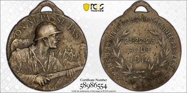 1914 Medal They Shall Not Pass AU58