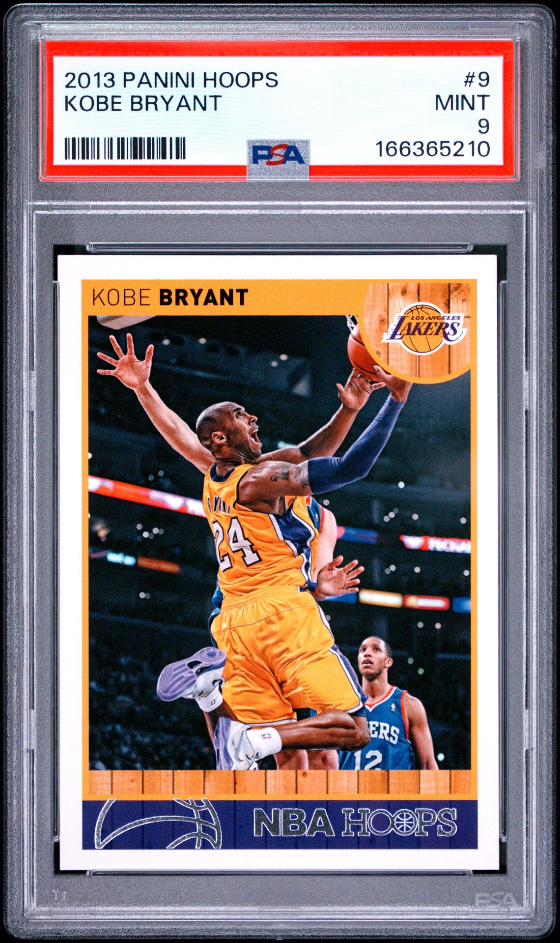2013 Panini Hoops Kobe Bryant #9 Mint 9 front