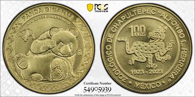 2023-Mo Medal Chapultepec Zoo Matte Brass Panda Gigante SP70