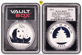 2011 10 Yn Panda Silver PAN-543A  First Strike MS70