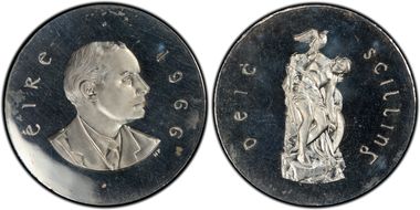 1966 10 S Easter Uprising PR64CAM