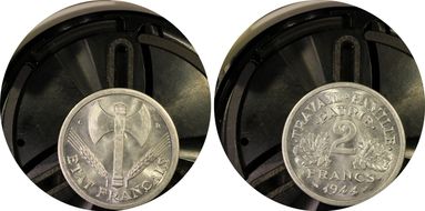 1944-C 2 Fr Gad-536 F-270 MS66