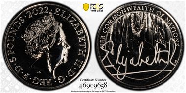 2022 £5 Commonwealth of Nations The Queen's Reign MS68
