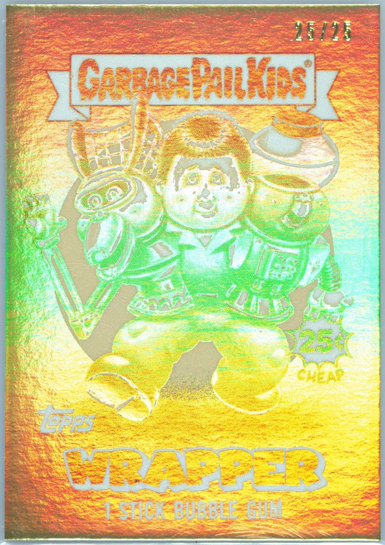 2025 Topps Garbage Pail Kids Intergoolactic Mayhem Wrapper Art Gold Foil #11 Critical Crow/Joking Joel front