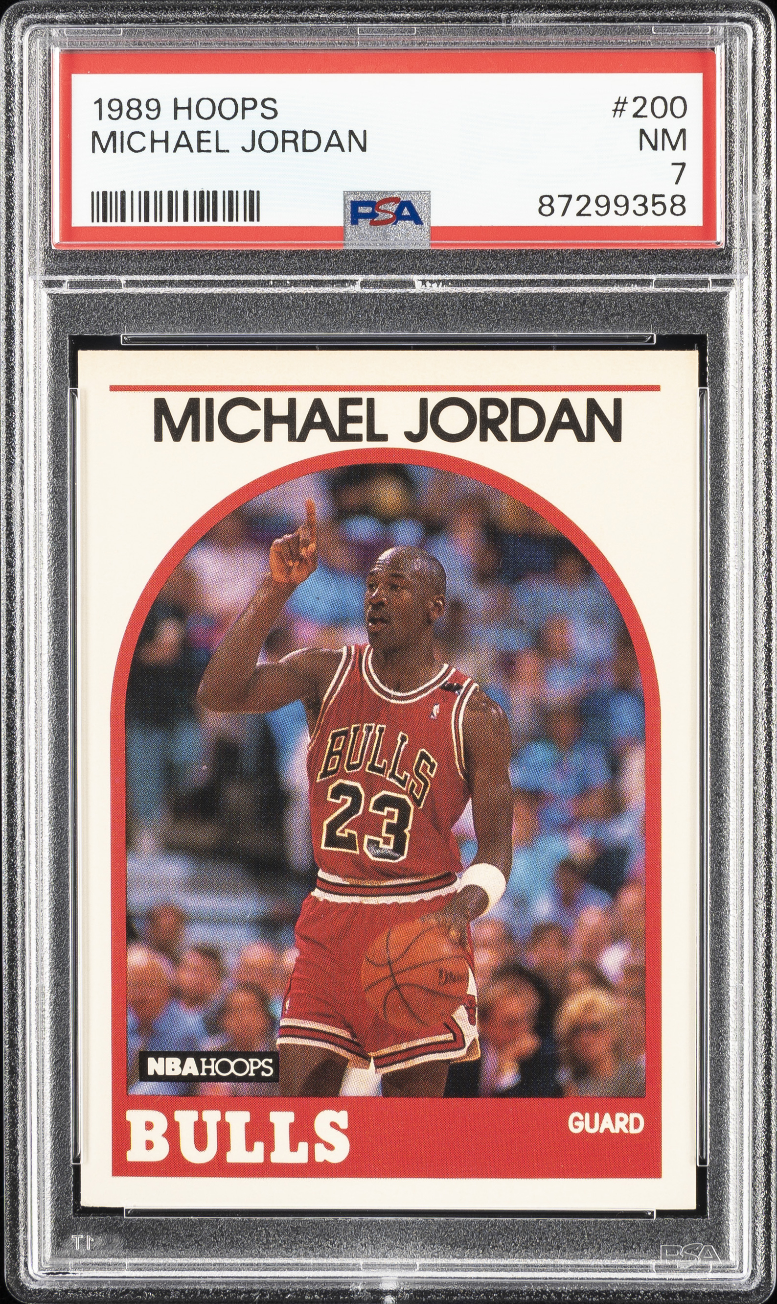 1989-90 Hoops #200 Michael Jordan – PSA NM 7