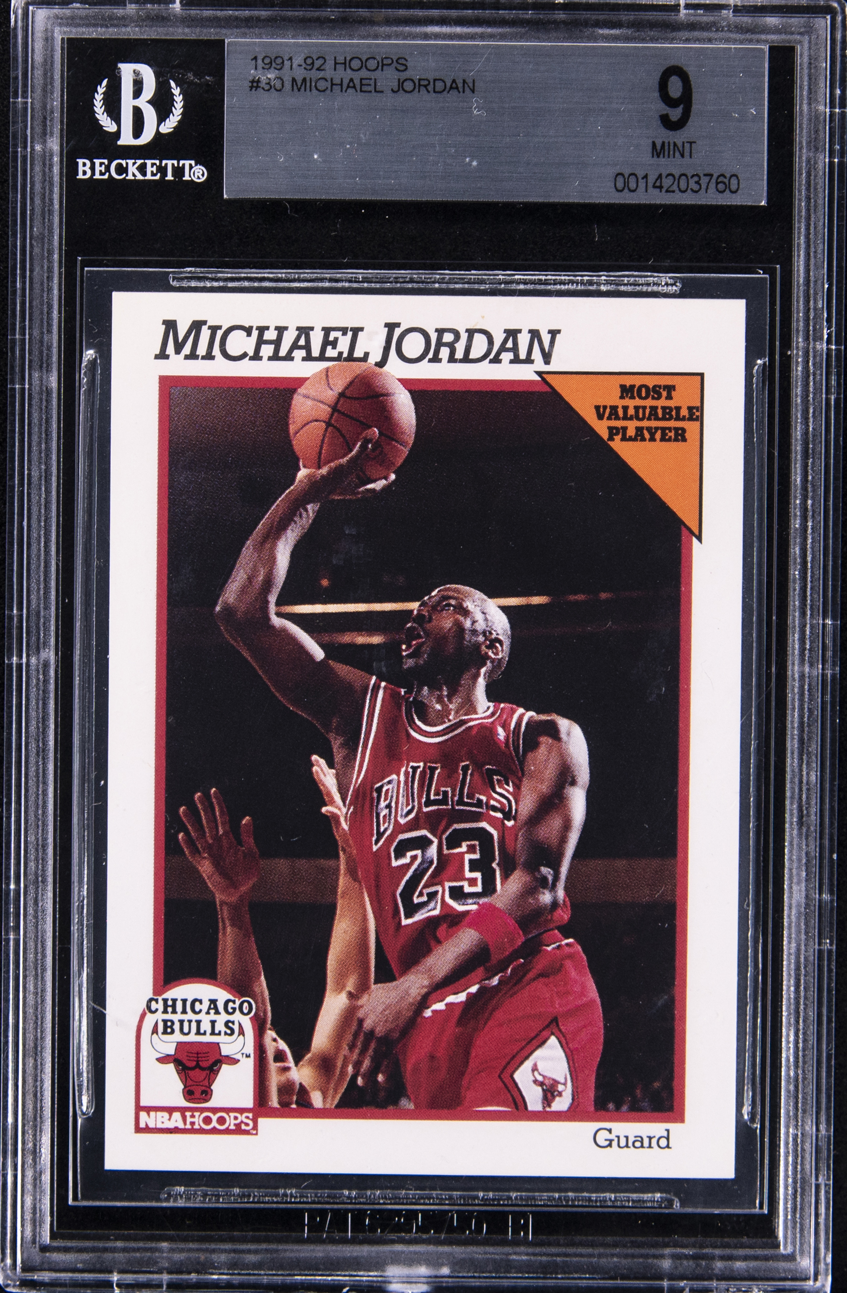 1991-92 Hoops 30 Michael Jordan – BGS MINT 9